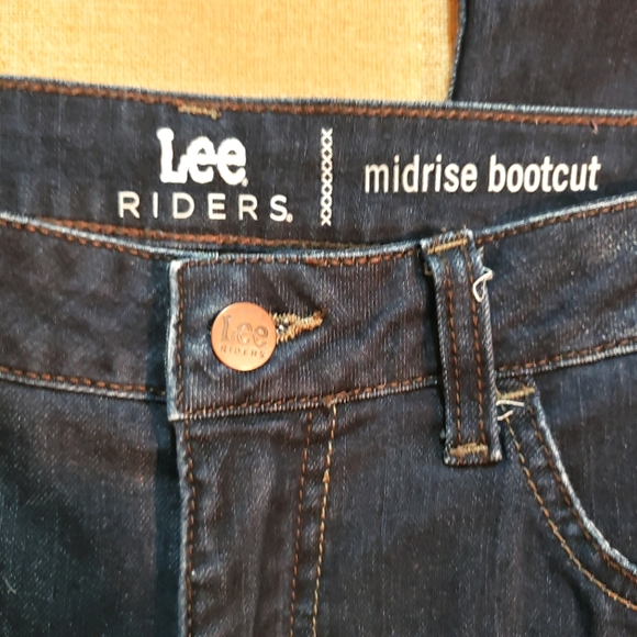 Lee Riders Womens Size 12 M Pockets Mid Rise Bootcut Denim Blue Jeans - Picture 7 of 10